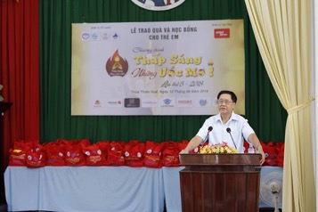 Ông Đỗ Đức Ngọ - Phó Chủ tịch Hội Bảo vệ quyền trẻ em Việt Nam phát biểu tại buổi lễ