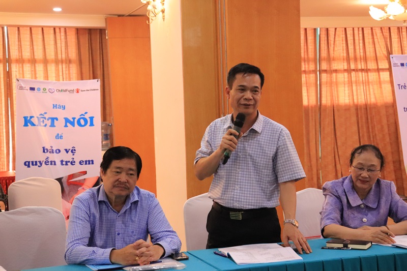 Ông Trần Đăng Khoa – Phó Vụ trưởng Vụ Sức khỏe bà mẹ - Trẻ em, Bộ Y tế, Ủy viên BCH Hội Bảo vệ quyền trẻ em Việt Nam khóa IV phát biểu tại Hội nghị